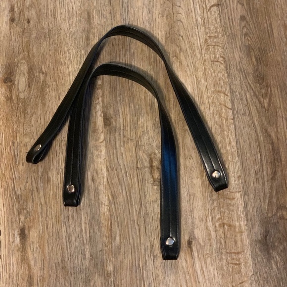 Miche Handbags - Miche black straps for bag